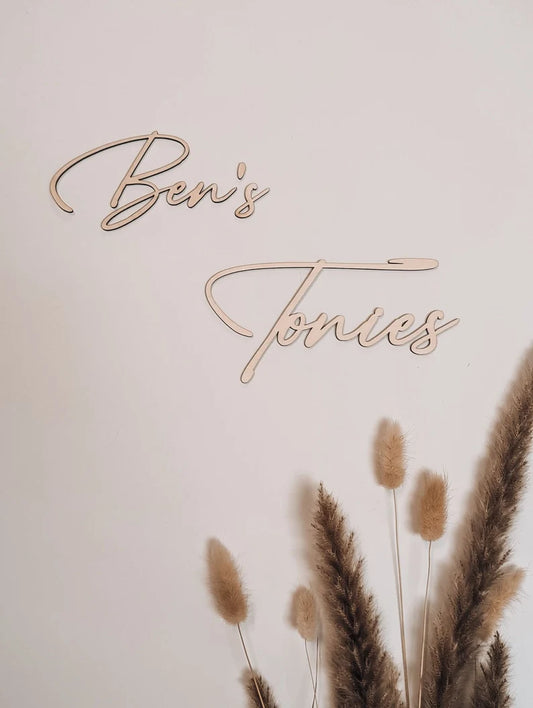 Personalisierter Holz-Schriftzug - für Kinderzimmer, Regale, Kaufladen oder Matschküche