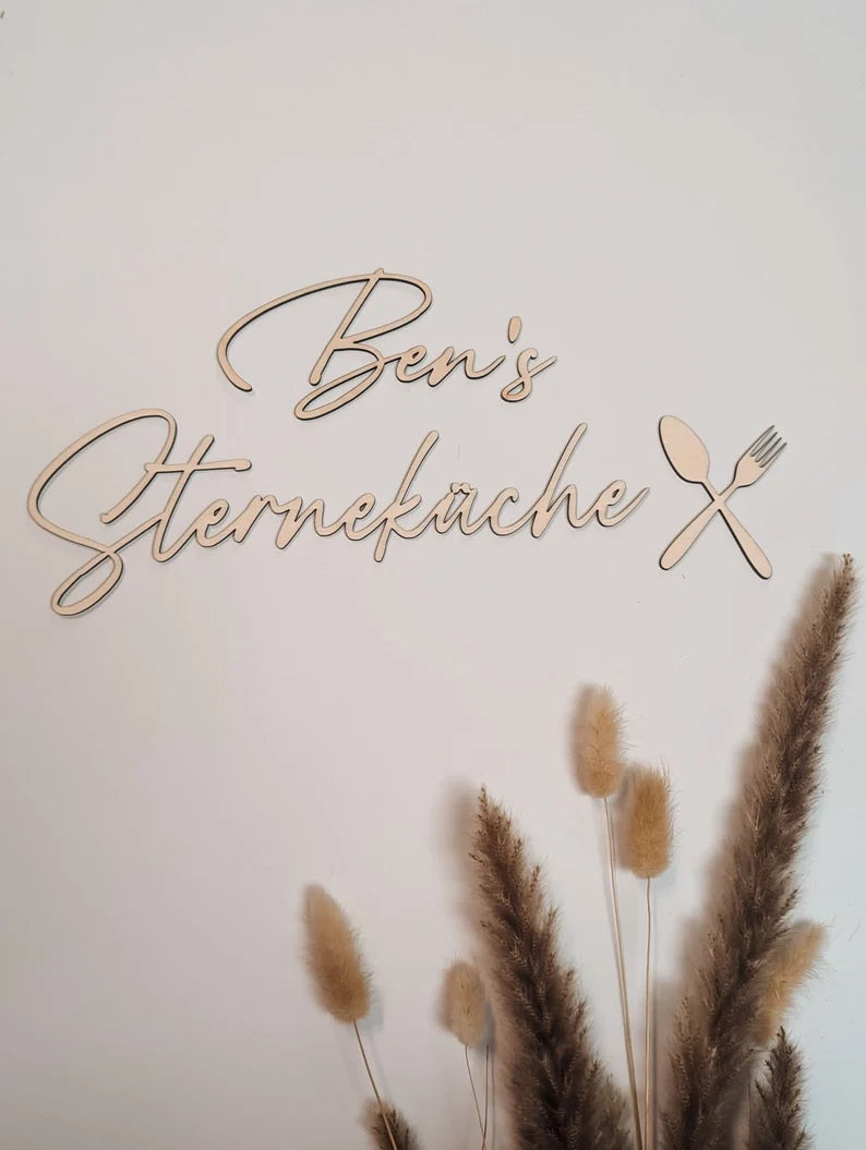 Personalisierter Holz-Schriftzug - für Kinderzimmer, Regale, Kaufladen oder Matschküche
