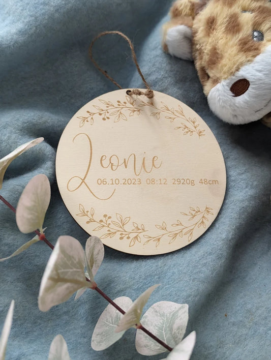 Personalisiertes Holzschild zur Geburt - mit Name, Datum, Uhrzeit, Gewicht & Größe